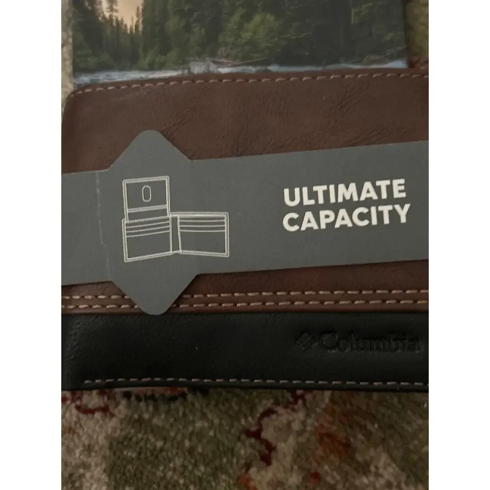 Columbia Wallet - Ultra capacity (nwt)